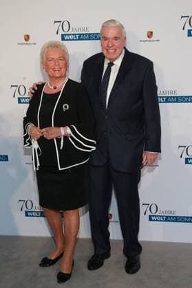 Klaus-Michael Kühne und Frau Christine auf dem grauen Teppich bei 70 Jahre WELT AM SONNTAG Hotel THE FONTENAY in Hamburg Copyright: xEventpressxFuhrx