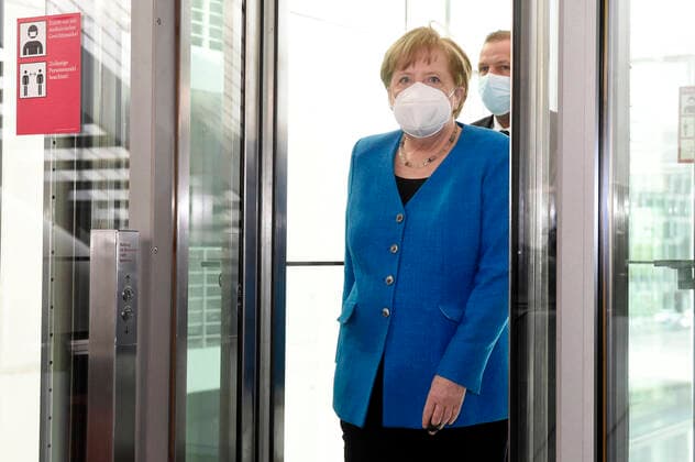 Bilder des Jahres 2021, News 04 April News Themen der Woche KW16 Angela Merkel bei der Ankunft zu ihrer Vernehmung als Zeugin in der 44. Sitzung des 3. Untersuchungsausschusses Wirecard im Paul-Löbe-Haus. Berlin, 23.04.2021