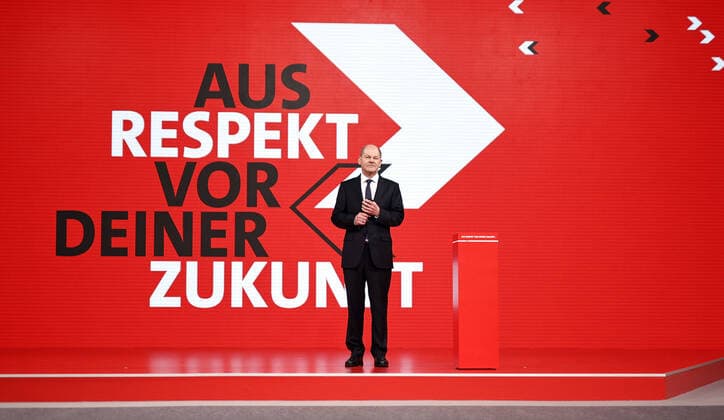 Bilder des Jahres 2021, News 05 Mai News Themen der Woche KW18 Bundesfinanzminister Olaf Scholz aufgenommen im Rahmen des digitalen Bundesparteitages der SPD in Berlin, 09.05.2021. Auf dem ersten digitalen Bundesparteitag in der Geschichte der SPD soll Olaf Scholz als Kanzlerkandidat bestaetigt sowie das Wahlprogramm fuer die Bundestagswahl beschlossen werden. Berlin Deutschland