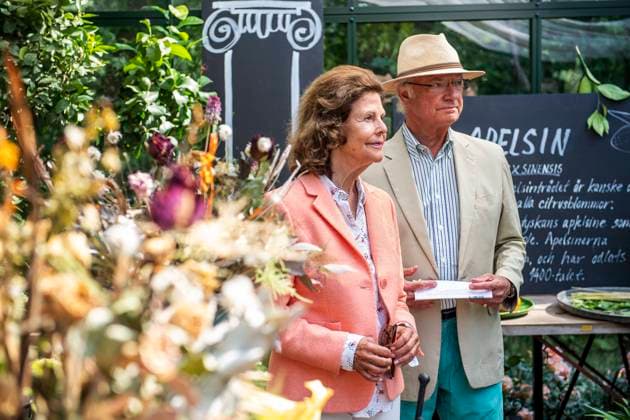King Carl XVI Gustaf of Sweden inaugurates the conceptual garden exhibit Inglasat at Solliden castle in Borgholm, Sweden on July 3, 2021 The exhibit features different inspirational greenhouses created by well known profiles BORGHOLM Sweden 200703 x11408x,  Copyright: xSuvadxMrkonjic TTx SWEDEN KING CARL XVI GUSTAF CONCEPTUAL GARDEN EXHIBIT