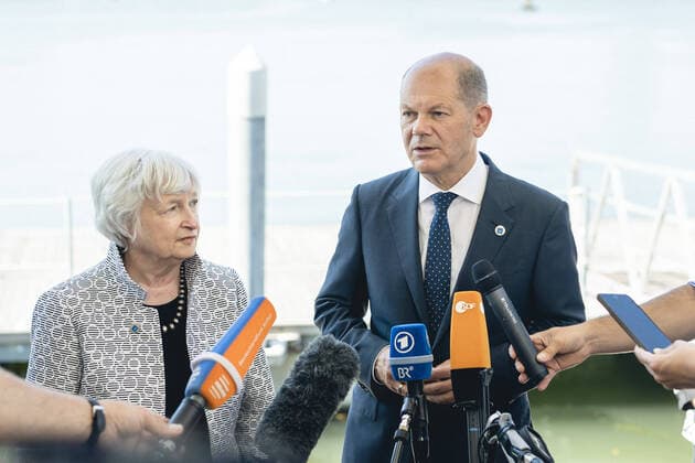 Bilder des Jahres 2021, News 07 Juli News Bilder des Tages Bundesfinanzminister Olaf Scholz (SPD) trifft die Finanzministerin der Vereinigten Staaten von Amerika, Janet Yellen, im Rahmen des G20 Gipfels in Venedig, 10.07.2021. Venedig Italien
