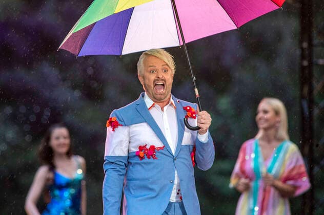 Bilder des Jahres 2021, Entertainment 07 Juli Entertainment Bilder des Tages Ross Antony bei der Aufzeichnung der MDR TV-Show Die Ross Antony Show auf der BUGA 2021 im Egapark. Erfurt, 09.07.2021