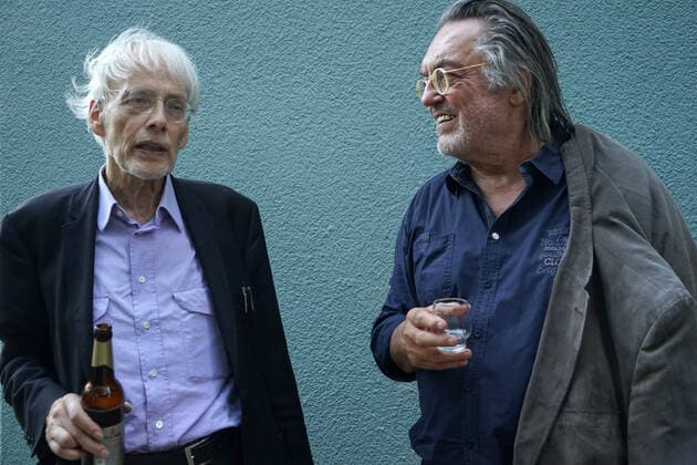 Timm Ulrichs, Hermann Treusch. Vernissage von Ulrichs Ausstellung im studio im HOCHHAUS, Berlin-Lichtenberg, 28.8.2016
