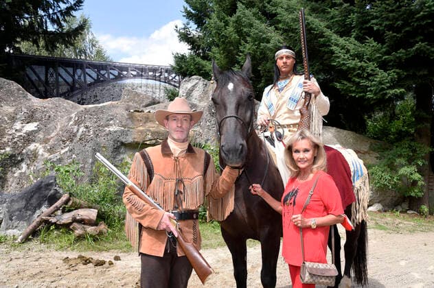 Bilder des Jahres 2021, Entertainment 07 Juli Entertainment Themen der Woche KW30 Sven Kramer, Matthias M. und Hella Brice bei den Süddeutschen Karl May Festspielen auf der Freilichtbühne im Eventpark Western-City. Dasing, 31.07.2021