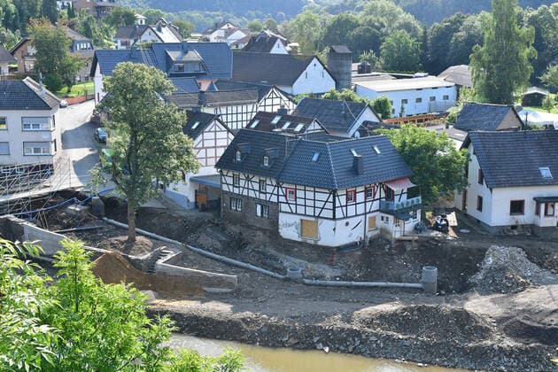 Bilder des Jahres 2021, News 08 August News Themen der Woche KW33 Der durch die Flut zerstörte Ort Schuld im Ahrtal am Samstag (21.8.2021).