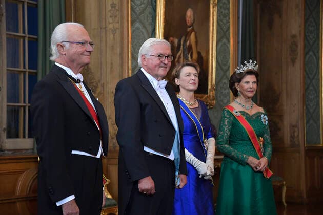 L R Sweden s King Carl Gustaf, German President Frank Walter Steinmeier and his wife Elke Büdenbender and Queen Silvia arrive for a State Banquet at the Royal Palace in Stockholm, Sweden, on Sept 07 2021 The German presidential couple arrived in Sweden on Tuesday for a three day state visit STOCKHOLM Sweden POL x10040x,  Copyright: xAndersxWiklund TTx SWEDEN GERMANY STATE VISIT