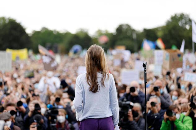 Bilder des Jahres 2021, News 09 September News Themen der Woche KW38 News Bilder des Tages Greta Thunberg beim globalen Klimastreik von Fridays for Future für Klimagerechtigkeit und den Kampf gegen die Klimakrise. Berlin, 24.09.2021
