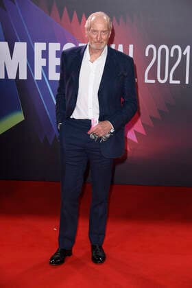 Charles Dance bei der Premiere des Kinofilms The Tender Bar auf dem 65. BFI London Film Festival 2021 in der Royal Festival Hall. London, 10.10.2021