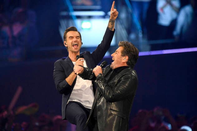 Bilder des Jahres 2021, Entertainment 10 Oktober Entertainment Themen der Woche KW42 Florian Silbereisen und Thomas Anders in der TV Show Schlagerbooom 2021 - Alles funkelt! Alles glitzert! in der Dortmunder Westfalenhalle. Dortmund, 23.10.2021