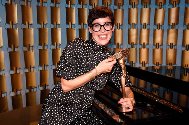 Bilder des Jahres 2021, Entertainment 11 November Entertainment Themen der Woche KW45 München, Bayerischer Kabarettpreis 2021 Eva Karl-Faltermeier bei der Verleihung des Bayerischen Kabarettpreises 2021 im Lustspielhaus. München, 08.11.2021