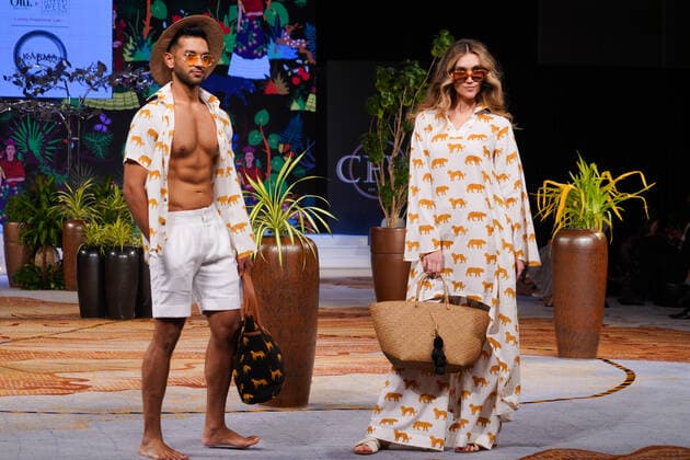 (211113) -- COLOMBO, Nov. 13, 2021 -- Models present creations during the Colombo Fashion Week (CFW) Swim Week in Colombo, Sri Lanka, on Nov. 12, 2021. The CFW Swim Week Colombo, scheduled for Nov. 12 and 13 in the national capital Colombo, will showcase works created by 11 local designers. ) SRI LANKA-COLOMBO-FASHION WEEK TangxLu