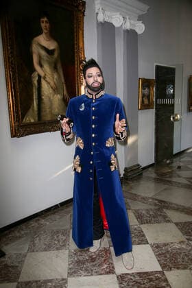 Nibelungen Festspiele 2015 Gemetzel von Albert Ostermaier Designer Harald Glööckler bei der Premiere der Nibelungen Festspiele Gemetzel vor dem Kaiserdom Worms am 31.07.2015. Worms Kaiserdom Rheinland-Pfalz