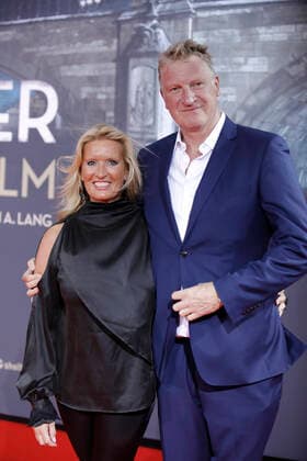 Claudia Kleinert mit Michael Souvignier Premier von Mackie Messer - Brechts Dreigroschenfilm am 10. September 2018 im Zoo Palast in Berlin Copyright: xVISTAPRESSx xG.xChlebarov