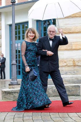 Günther Maria Halmer mit Ehefrau Claudia Eröffnung der Richard-Wagner-Festspiele 2017 mit der Premiere Die Meistersinger von Nürnberg am 25. Juli 2017 im Festspielhaus in Bayreuth