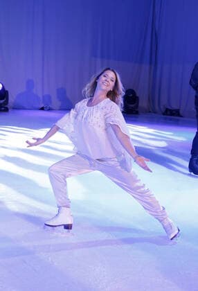 Tanja Szewczenko Saisoneröffnung 2017 18 von HOLIDAY ON ICE Atlantis am 12. Oktober 2017 in der Volksbank Arena in Hamburg