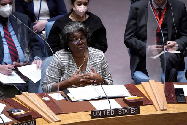 United Nations Security Council Holds A Session On Ukraine Ambassador Linda Thomas Greenfield, permanent Security Council representative of the United States speaks during a Security Council Meeting addressing the Russian invasion of Ukraine at the United Nations Headquarters on March, 18, 2022 in New York City, USA. Increasingly concerned about the invasion and the cost of civilian lives, members of the Security Council vehemently demanded that a pathway for immediate humanitarian relief and peace be set. New York city NY United States  Copyright: xJohnxLamparskix originalFilename: lamparski-unitedna220318_npSOz