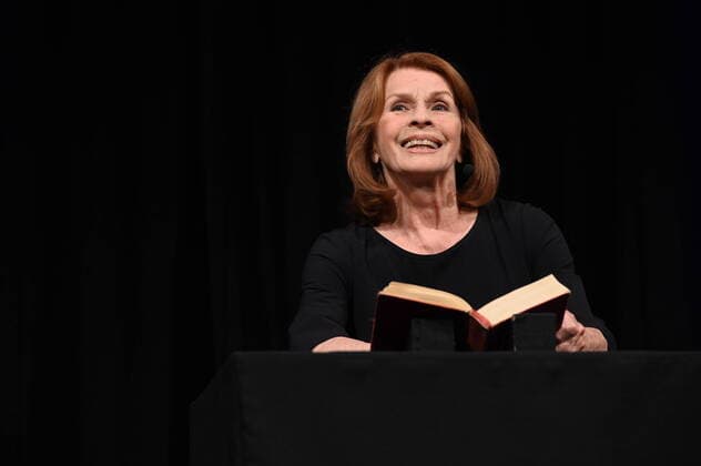 Bilder des Jahres 2022, Entertainment 03 März Entertainment Themen der Woche KW12 Entertainment Bilder des Tages Die Schauspielerin Senta Berger liest auf der Lit.Cologne, dem internationalen Literaturfestival
