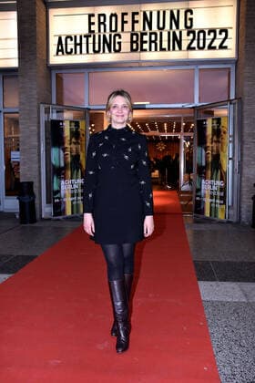 Bilder des Jahres 2022, Entertainment 04 April Entertainment Themen der Woche KW16 Laura Tonke bei der Eroeffung vom Filmfest Achtung Berlin am 20.04.2022 in Berlin Achtung Berlin Filmfest Eroeffnung in Berlin
