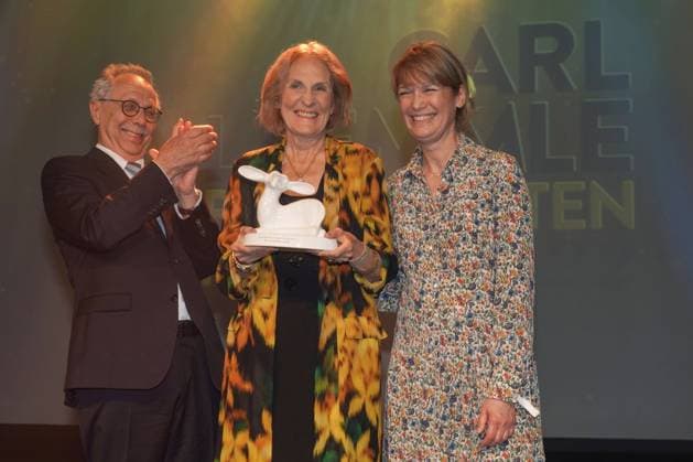 Bilder des Jahres 2022, Entertainment 05 Mai Zum fuenften Mal wird der Preis in Laupheim verilehen. Prof. Dieter Kosslick, Dr. Gabriela Sperl, Sherry Hormann - Verleihung des Carl Laemmle Produzentenpreis Zum fuenften Mal wird der Preis in Laupheim verilehen. Laupheim, Schloss Grosslaupheim, 12.05.2022