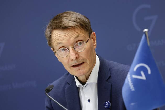 Bilder des Jahres 2022, News 05 Mai News Themen der Woche KW20 News Bilder des Tages Karl Lauterbach (SPD), Bundesminister fuer Gesundheit, gibt nach demTreffen der G7-Gesundheitsminister im Roten Rathaus Berlin eine Pressekonferenz. Berlin, 20.05.2022 Berlin Germany Copyright: xThomasxTrutschelx