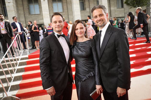 Axel Schreiber gestorben Deutscher Filmpreis 2022 Vinzenz Kiefer und Jennifer Ulrich und Axel Schreiber Deutscher Filmpreis 2022 Verleihung im Palais am Funkturm in Berlin Copyright: xEventpressxFuhrx