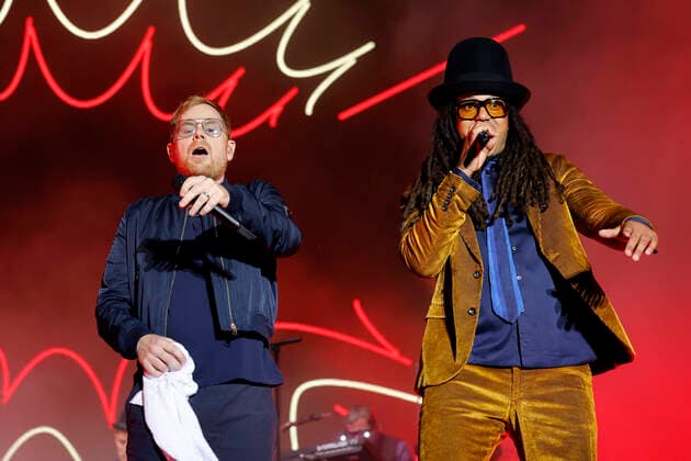 Bilder des Jahres 2022, Entertainment 07 Juli Entertainment Themen der Woche KW26 Entertainment Bilder des Tages Sänger Peter Fox und Sänger Delle von der Band Seeed beim Summerjam Festival 2022 am Fühlinger See. Das Summerjam Festival ist eines der größten Reggae-Festivals in Europa und existiert dieses Jahr 35 Jahre, 25 davon in Köln. Köln, 01.07.2022 NRW Deutschland Copyright: xChristophxHardtx