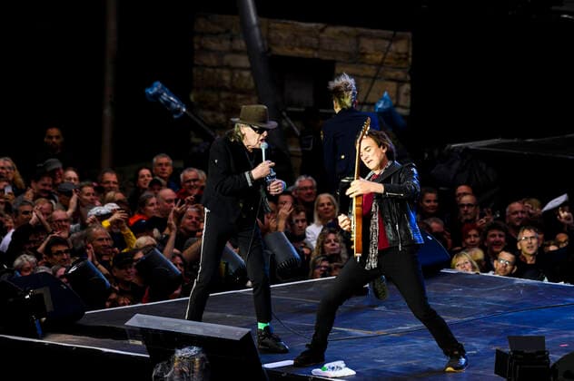 Bilder des Jahres 2022, Entertainment 07 Juli Entertainment Themen der Woche KW26 Entertainment Bilder des Tages Konzert von Udo Lindenberg in der Berliner Waldbühne Udo Lindenberg gab am 01.07.2022 ein Konzert in der Berliner Waldbühne. Im Laufe seiner Tour Udopium Live 2022 ist Udo Lindenberg zwei Tage hintereinander in der Waldbühne, beide Konzerte sind restlos ausverkauft., Berlin Berlin Deutschland Westend