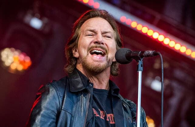STOCKHOLM 20220703 Pearl Jam performs at the Lollapaloozafestival in Stockholm on Sunday STOCKHOLM SWEDEN x10090x  Copyright: xClaudioxBrescianix xTTx LOLLAPALOOZA STOCKHOLM 2022