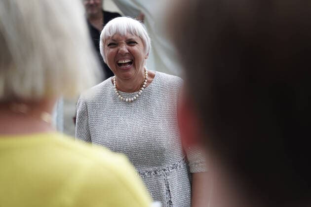 Bilder des Jahres 2022, Entertainment 08 August Entertainment Themen der Woche KW33 News Bilder des Tages Kulturstaatsministerin Claudia Roth 20.8.2022 Kulturstaatsministerin Claudia Roth beim Tag der offenen Tür der Bundesregierung im Kanzlerpark Berlin Berlin GER