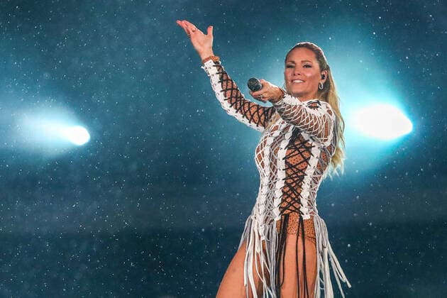 Bilder des Jahres 2022, Entertainment 08 August Entertainment Themen der Woche KW33 Entertainment Bilder des Tages xmhx - Helene Fischer am 20.08.2022 auf dem Messegelände in München Helene Fischer bei ihrem einzigen Konzert 2022 in München. Foto: osnapix Helene Fischer - Live in München