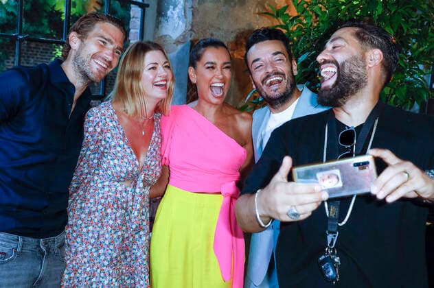 Bilder des Jahres 2022, Entertainment 08 August Entertainment Themen der Woche KW34 Benjamin Baarz, Nina Bott, Jana Ina Zarrella und Giovanni Zarrella beim Launch der ersten Brillenkollektion von Jana Ina Zarrella x eyes + more im The New Yorker Harbour Club. Köln, 25.08.2022