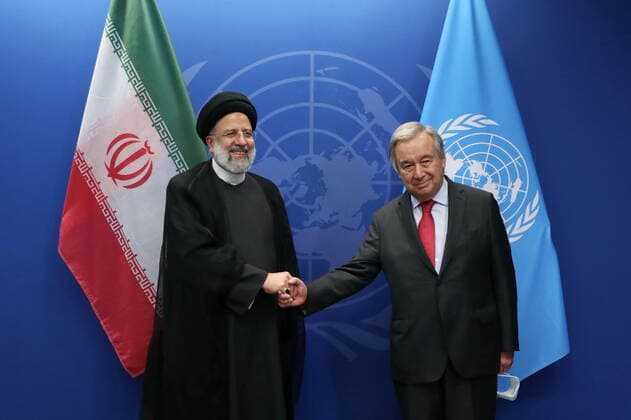 September 23, 2022, NEW YORK, NEW YORK, UNITED STATES: Iranian President EBRAHIM (L) RAISI meets Secretary-General of the United Nations AntoÂ³nio Guterres (R), on the sidelines of the 77th United Nations General Assembly at UN headquarters in New York on September 23, 2022. NEW YORK UNITED STATES - ZUMAi98_ 20220923_zih_i98_023 Copyright: xIranianxPresidencyx