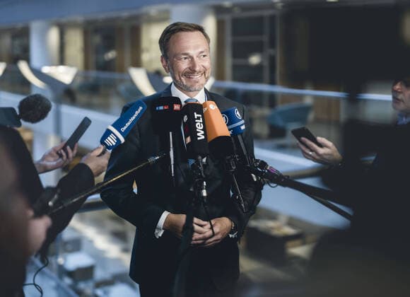 Bilder des Jahres 2022, News 10 Oktober News Themen der Woche KW41 News Bilder des Tages Bundesfinanzminister Christian Lindner (FDP) im Rahmen eines Pressegespraechs am Rande der IWF Herbsttagung. Washington, 12.10.2022. Washington Vereinigte Staaten von Amerika