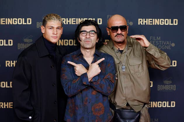 Bilder des Jahres 2022, Entertainment 10 Oktober Entertainment Themen der Woche KW43 Schauspieler Emilio Sakraya, Regisseur Fatih Akin und Musiker Xatar (Giware Hajabi) bei der Premiere von Rheingold auf dem 32. Film Festival Cologne 2022 im Cinedom. Köln, 24.10.2022 NRW Deutschland Copyright: xChristophxHardtx