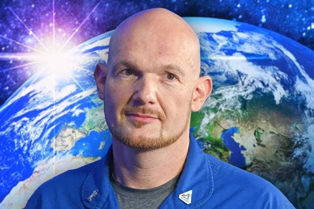 FOTOMONTAGE: Astronaut Alexander GERST, Einzelbild,angeschnittenes Einzelmotiv,Portraet,Portrait,Porträt. Bayerischer Raumfahrtgipfel im DLR Oberpfaffenhofen am 26.10.2022