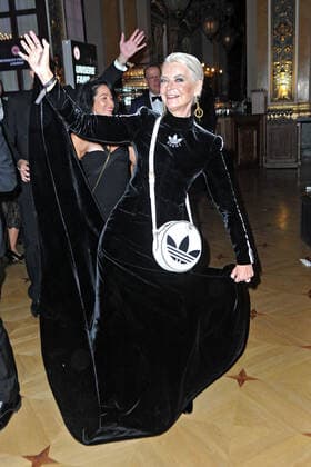 Deutscher Sportpresseball 2022. Ann Kathrin Linsenhoff anläßlich des Deutschen Sportpresseballs am 05.11.2022 in der Alten Oper Frankfurt Main. 20090101MWI52132