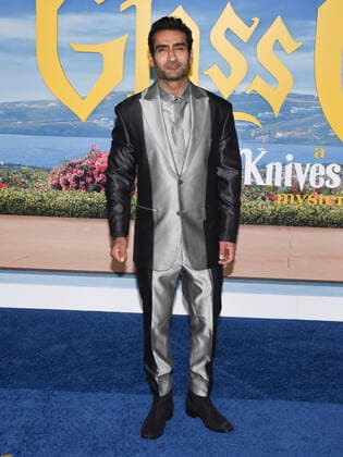 November 14, 2022, Los Angeles, California, USA: Kumail Nanjiani atttends the US Premiere of Glass Onion: A Knives Out Mystery Los Angeles USA - ZUMAb173 20221114_zap_b173_015 Copyright: xBillyxBennightx
