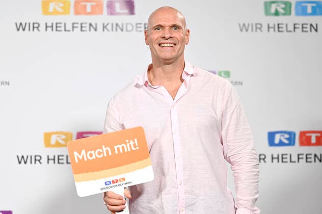 Thorsten Legat beim 27. RTL-Spendenmarathon 2022 im Studio 8 der EMG Studios. Hürth, 18.11.2022