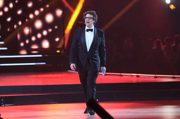Daniel Hartwich bei Let s Dance - Die Live-Tour 2022 in der ZAG Arena. Hannover, 26.11.2022