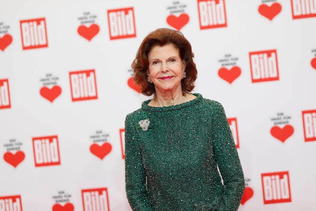 Bilder des Jahres 2022, Entertainment 12 Dezember Entertainment Themen der Woche KW50 Ein Herz fuer Kinder 2022 IM Königin Silvia von Schweden auf dem roten Teppich bei der TV-Spendengala - Ein Herz für Kinder - in Berlin Adlershof. Copyright: xEventpressxGolejewskix