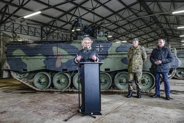 Bilder des Jahres 2023, News 01 Januar News Themen der Woche KW02 News Bilder des Tages Vorführung Schützenpanzer Marder Copyright: MaurizioxGambarini