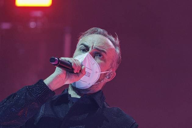 Jan Böhmermann und das Rundfunk-Tanzorchester Ehrenfeld Copyright: RolandxMagunia