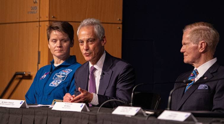 January 13, 2023, Washington, DC, United States of America: U.S. Ambassador to Japan Rahm Emanuel, center, remarks during a signing ceremony extending space collaboration with Japan at NASA Headquarters, January 13, 2023 in Washington, D.C. Sitting left to right are: NASA astronaut Anne McClain, Amb. Rahm Emanuel, and Administrator Bill Nelson. Washington United States of America - ZUMAp138 20230113_zaa_p138_034 Copyright: xFreddiexEverett StatexDepartmentx