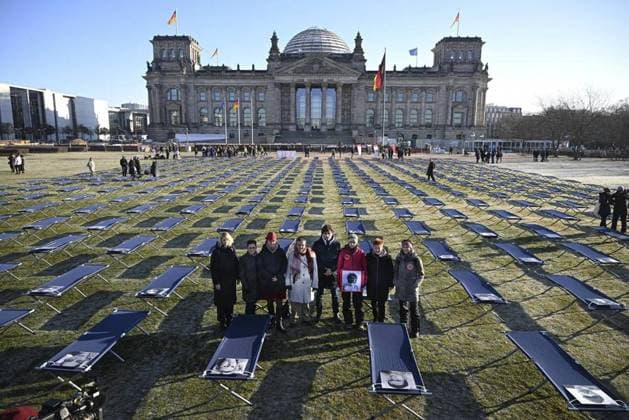 Bilder des Jahres 2023, News 01 Januar News Themen der Woche KW03 News Bilder des Tages Long Covid Protest vor Reichstag Copyright: RetoxKlar