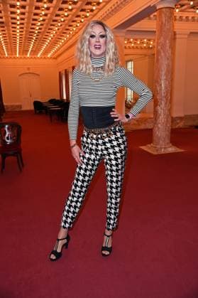 Jurassica Parka bei der Premiere von ROMEO & JULIA LIEBE IST ALLES Das Musical im Stage Theater des Westens in Berlin am 19.03.2023