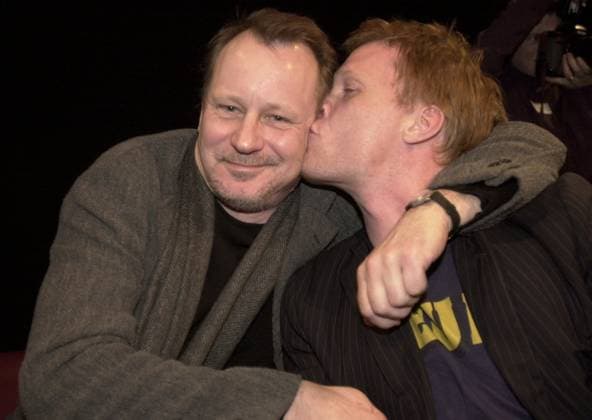 SCANPIX SWEDEN, 20020130 Stellan Skarsgaard and Paul Bettany at the press conference for Lars von Triers new film DOGVILLE in Trollhaattan, Sweden, January 30, 2002 Trollhaattan Sweden x60070x  Copyright: xJoachimxNywall TTx 60070