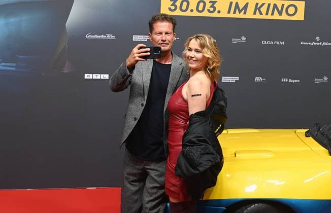 Bilder des Jahres 2023, Entertainment 03 März Entertainment Themen der Woche KW12 Entertainment Bilder des Tages Schauspieler Til Schweiger und Tina Ruland kommt zur Premiere des Films Manta Manta - Zwoter Teil der am 30.03.2023 in die Kinos kommt