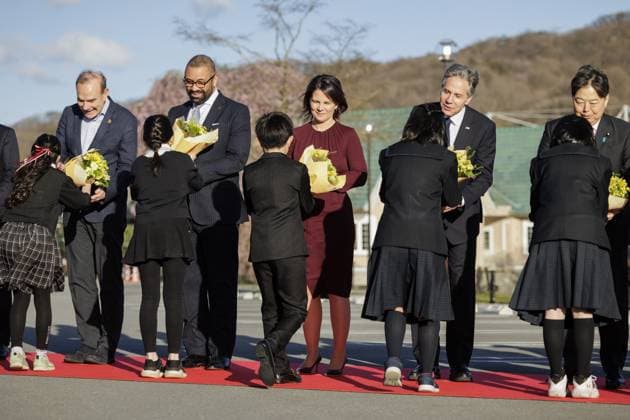 Bilder des Jahres 2023, News 04 April News Themen der Woche KW15 Annalena Baerbock (Buendnis 90 Die Gruenen), Bundesaussenministerin, aufgenommen bei einer Begruessung im Rahmen des Treffens der G7-Aussenministerinnen und -Aussenminister in Karuizawa, 16.04.2023. Karuizawa Japan Copyright: xKiraxHofmannx