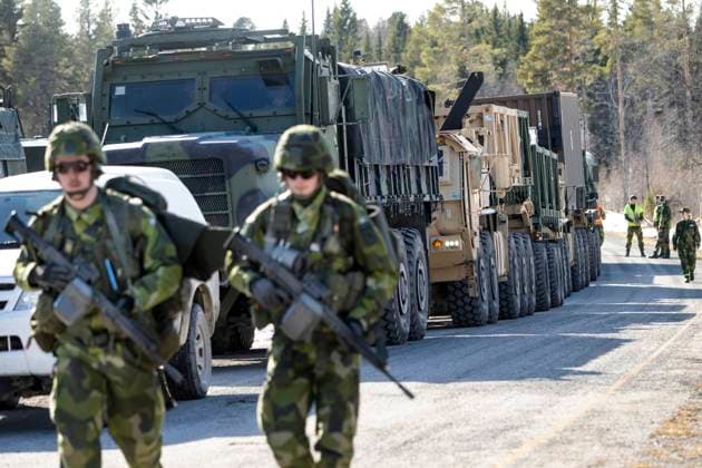 ÖSTERSUND 20230417 The Aurora23 military exercise begins in Östersund An American battalion arrives after driving across the border from the NATO country Norway Östersund Sweden x10050x,  Copyright: xPontusxLundahl TTx AURORA 23 TTABB0000000000178005