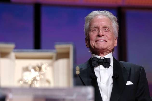 Bilder des Jahres 2023, Entertainment 05 Mai Entertainment Themen der Woche KW20 Entertainment Bilder des Tages Michael Douglas bei der Opening Ceremony mit der Verleihung der Goldenen Palme für das Lebenswerk an Michael Douglas auf dem Festival de Cannes 2023 76. Internationale Filmfestspiele von Cannes im Palais des Festivals. Cannes, 16.05.2023